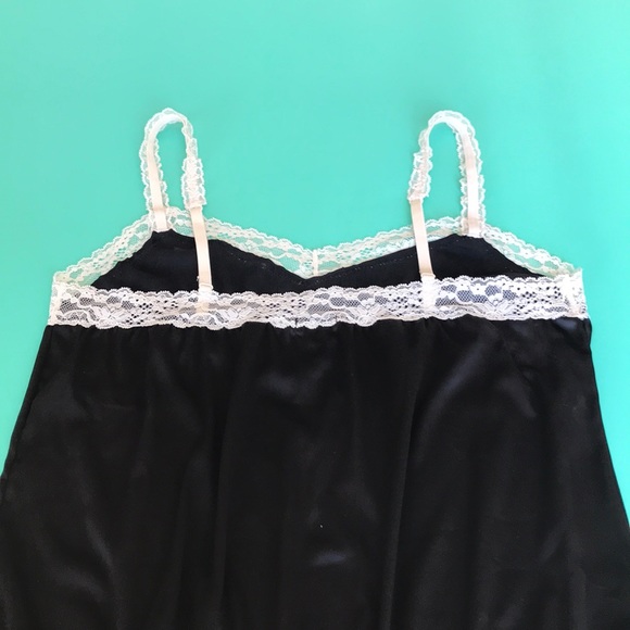 Pretty tank top - black and cream lace - Picture 4 of 11